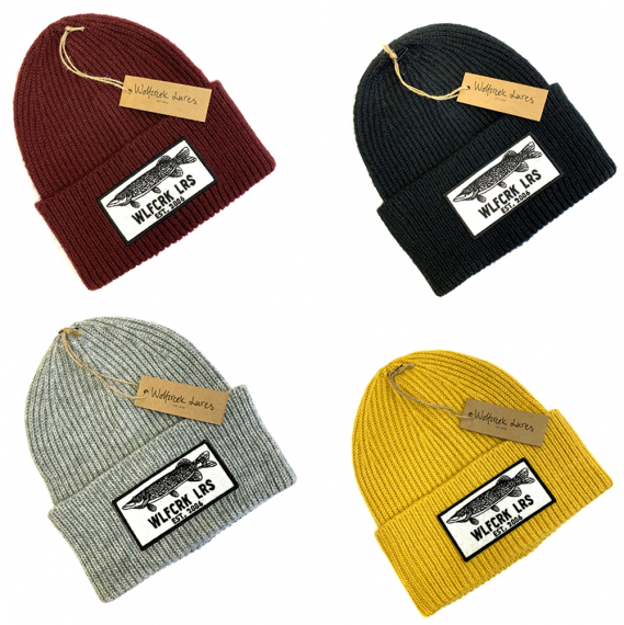 Wolfcreek Pike Patch Knitted Beanie (Onesize) i gruppen Klær Og Fottøy / Caps Og Annet Hodeplagg / Luer Og Annet Hodeplagg hos Sportfiskeprylar.se (WCL-00515r)