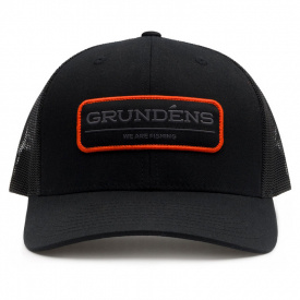 Grundéns We Are Fishing Trucker Solid Black